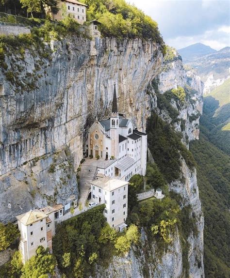 Santuario della Madonna della Corona 